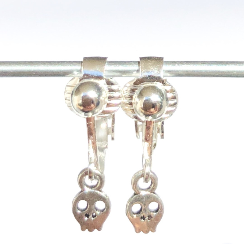 Clipoorbellen skull, schedel, hangoorbellen