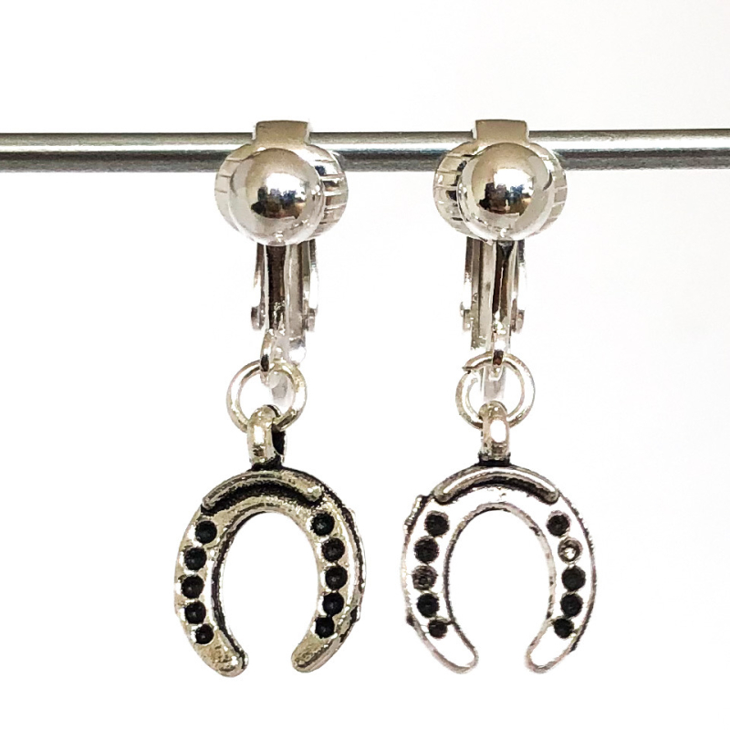 Clipoorbellen hoefijzer, hangoorbellen