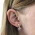 Clipoorbellen hartjes met 1 glitter roze, hangoorbellen